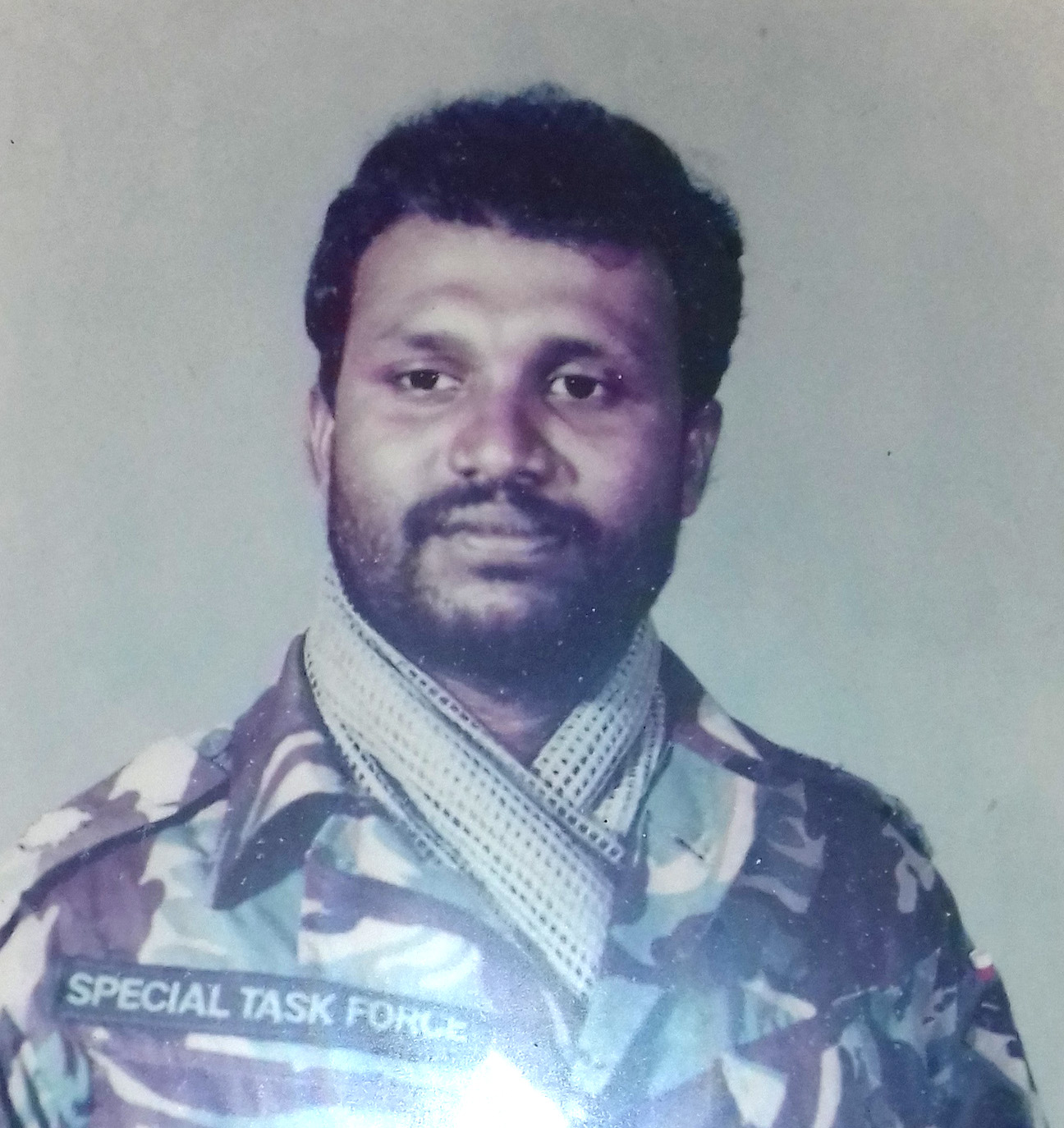 පොලිසියෙන්ම ඝාතනය කළ පොලිසියේ ‘හොඳ’ නිලධාරියාට යුක්තිය තවම නෑ