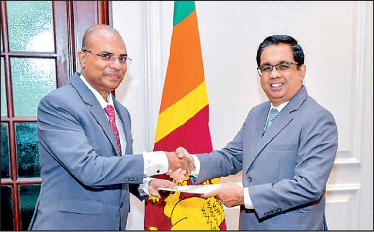 රංගට බය කවුද?
