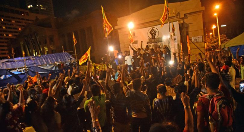 පනත් 09ක් යටතේ අරගලකරුවෝ 3882කට නඩු ; සාධාරණයක් ඉල්ලා ජනපතිට ලිපියක්